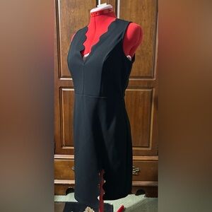 Cupshe Sleek Black V-Neck Bodycon Dress